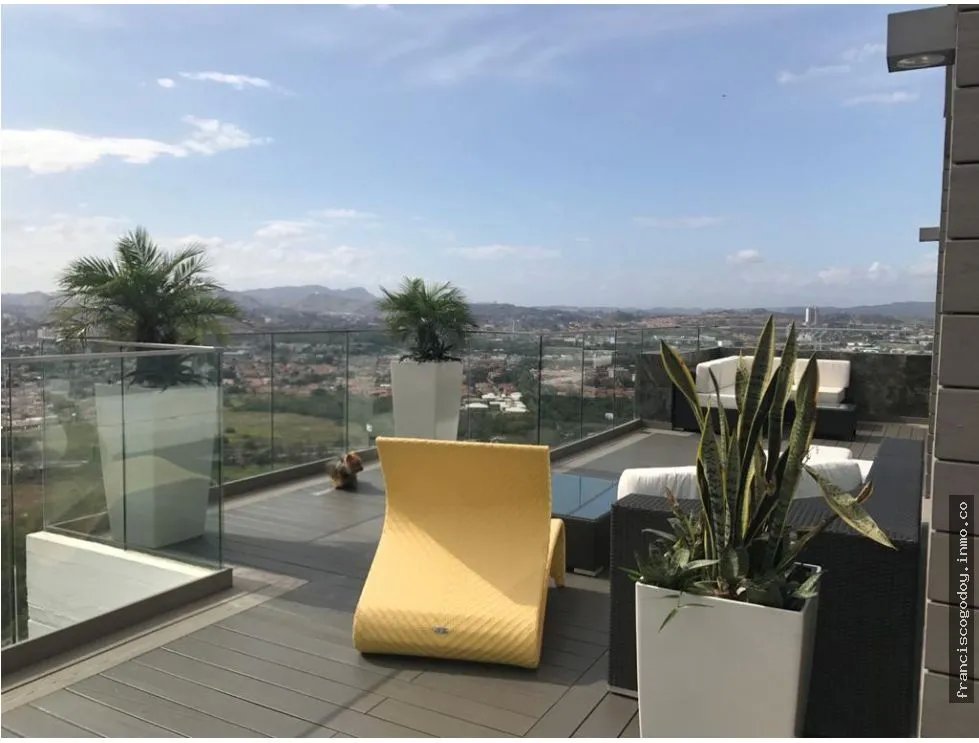 Venta de apartamento penthouse en costa del este ph breeze panama