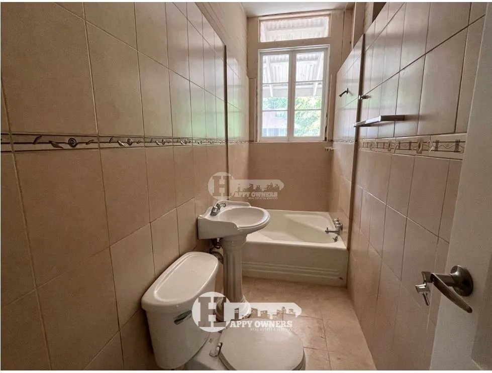 Alquiler de casa dúplex adosada en ancón