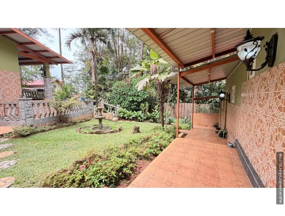Venta de casa en el nido, cerro azul.