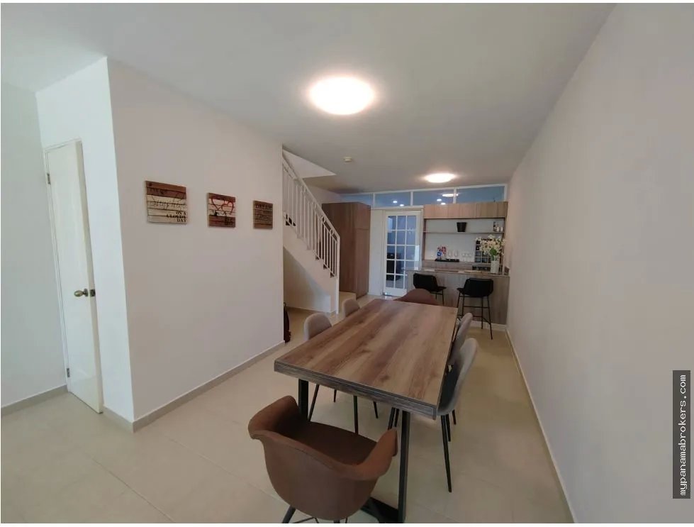 Venta de duplex en playa gorgona