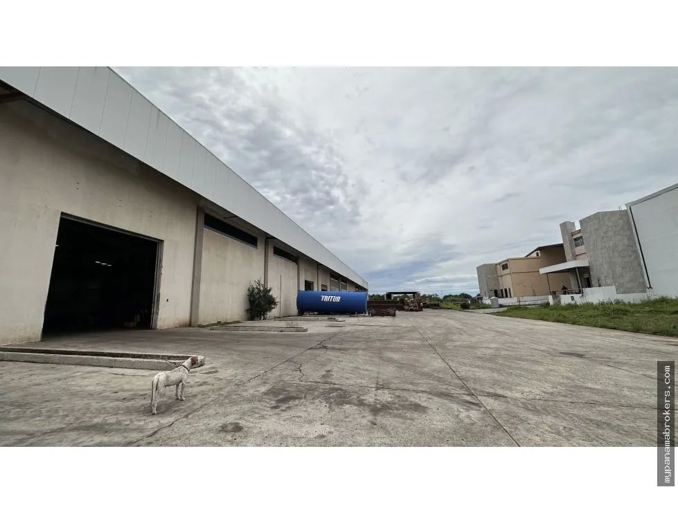 Venta de galeras en parque industrial de las américas