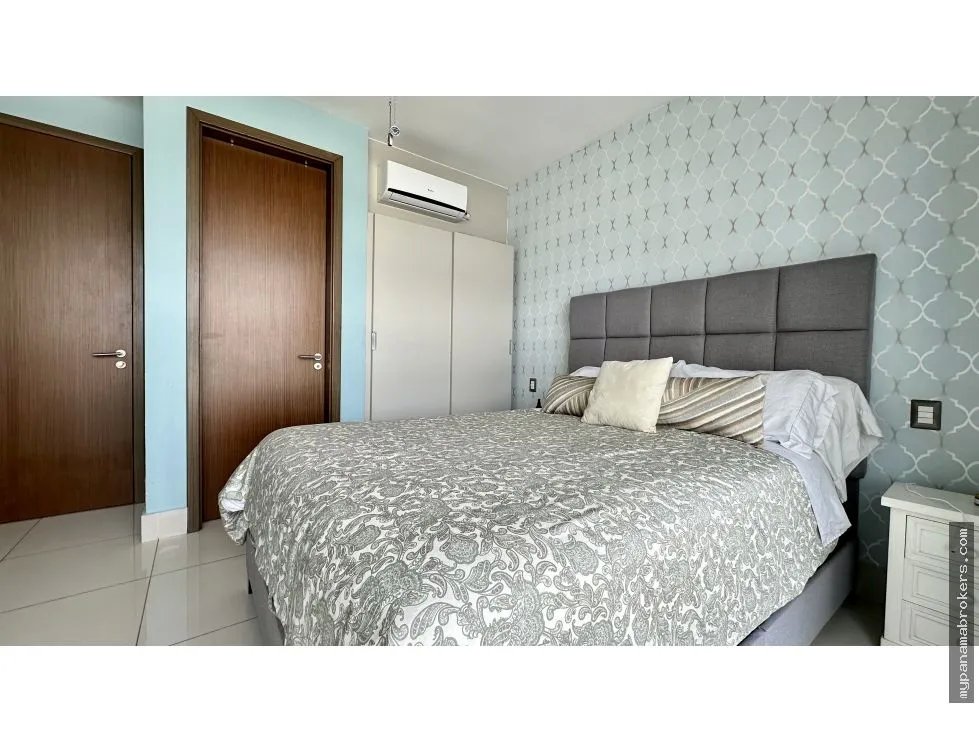 Se vende apartamento en costa del este, panamá