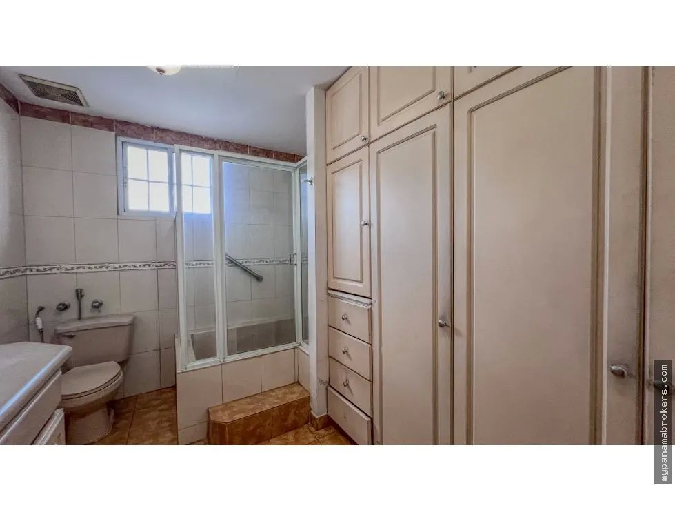 Se vende casa en villa zaita, las cumbres