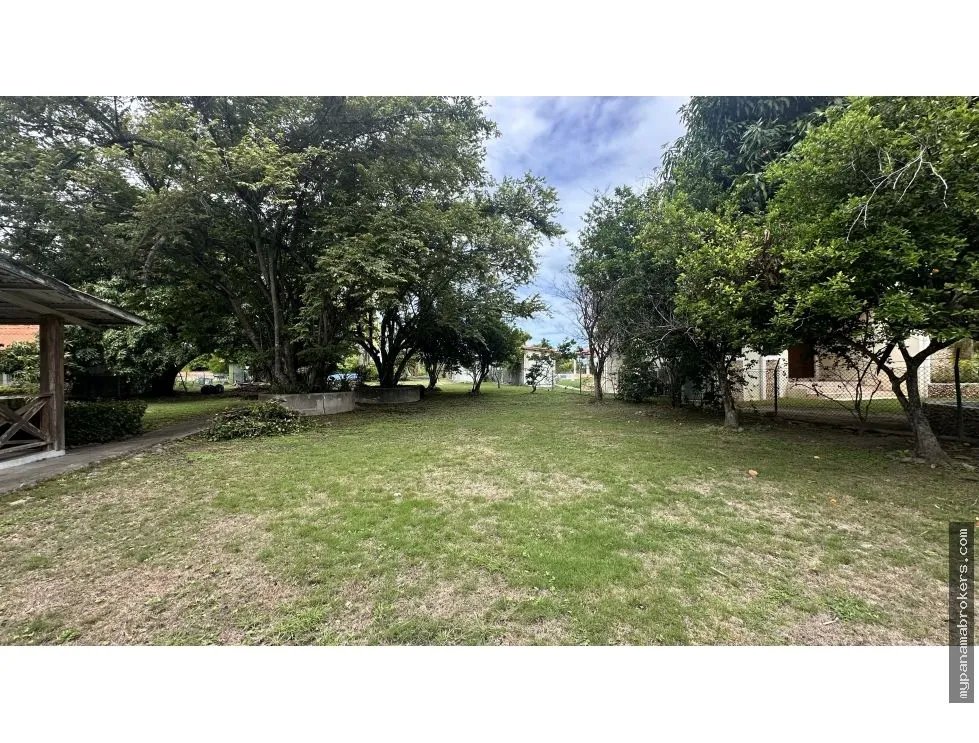 Se vende lote en costa esmeralda, san carlos