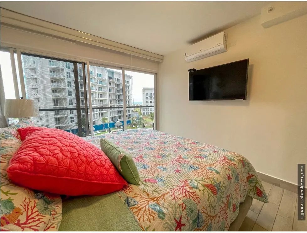 Se vende apartamento en playa caracol, chame