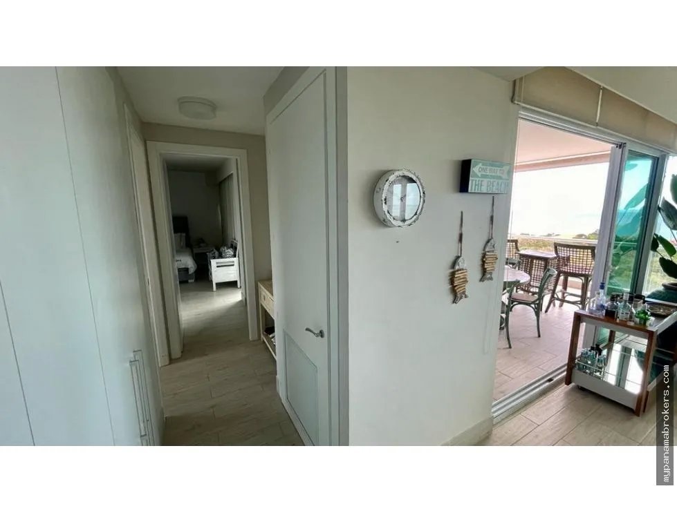 Venta de apartamento en punta barco, san carlos