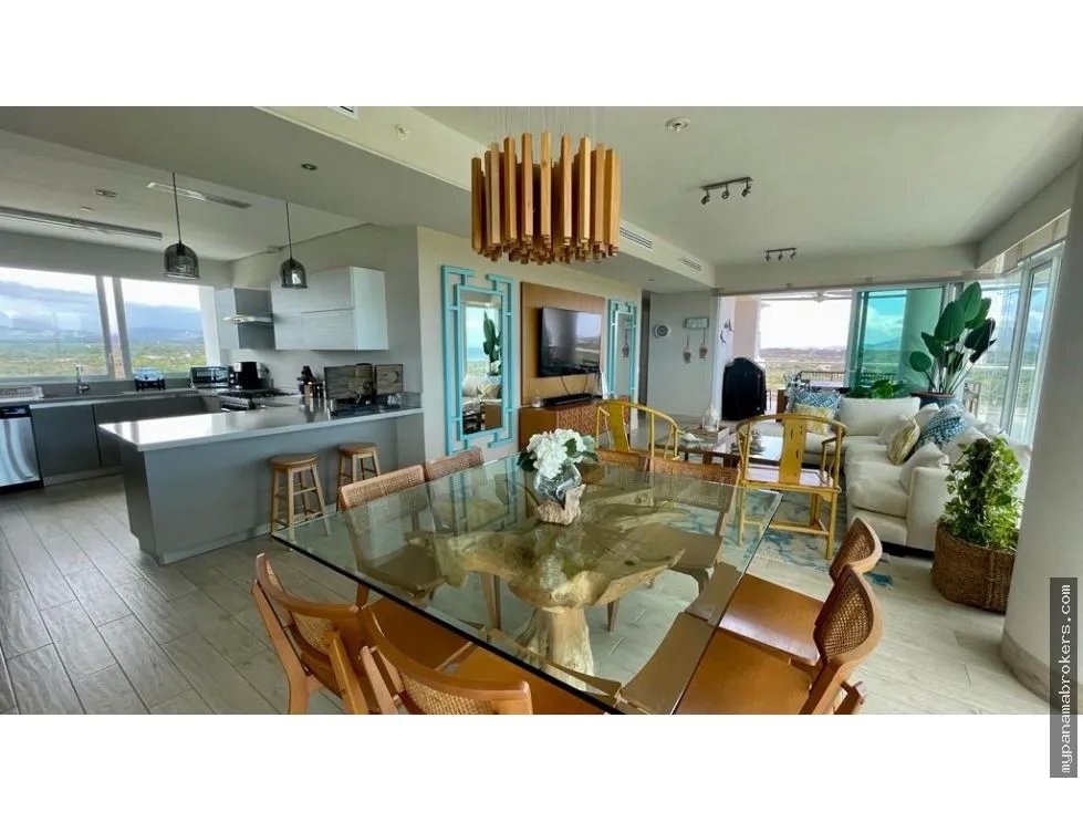 Venta de apartamento en punta barco, san carlos