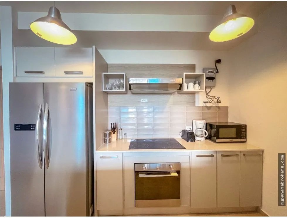 Se vende apartamento en royal palm, nueva gorgona
