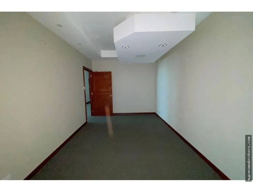 Se vende oficina en edificio adr, obarrio