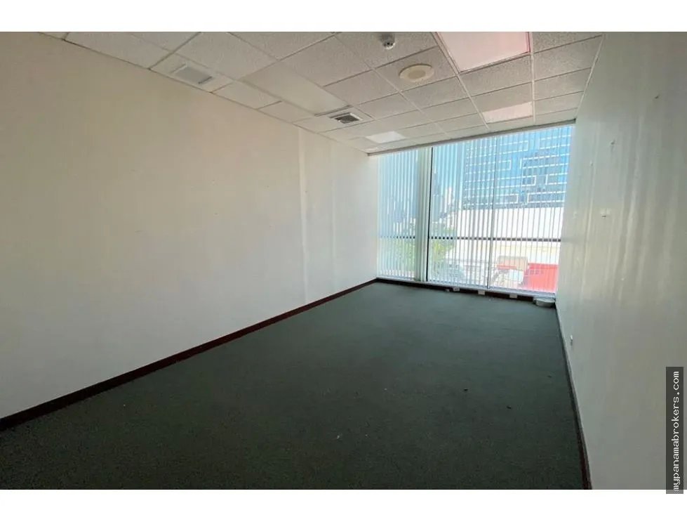 Se vende oficina en edificio adr, obarrio