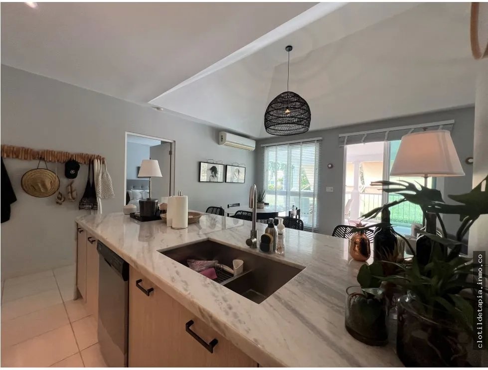 Venta de apartamento en bijao, río hato