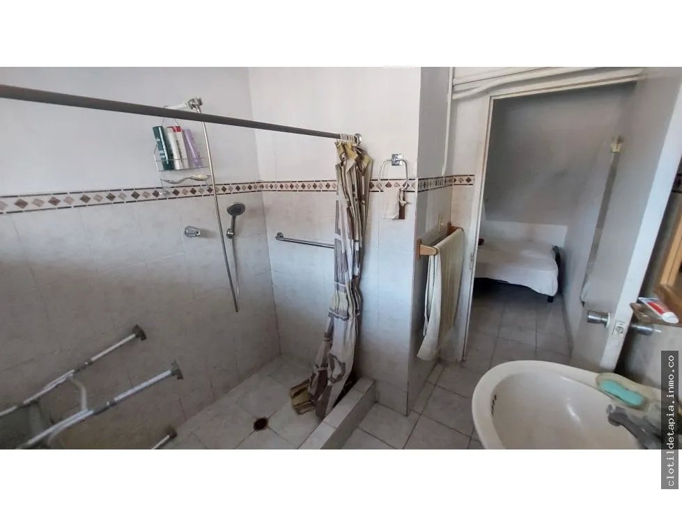 Venta de casa en el espinar, colón