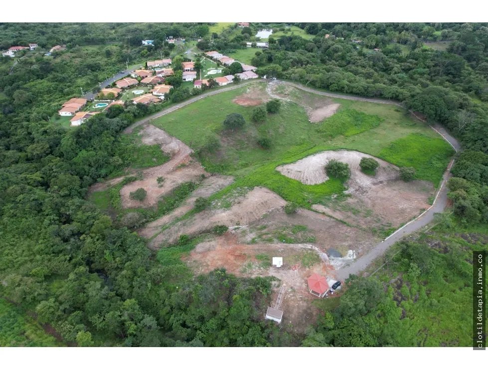 Se vente lote en las lajas, chame