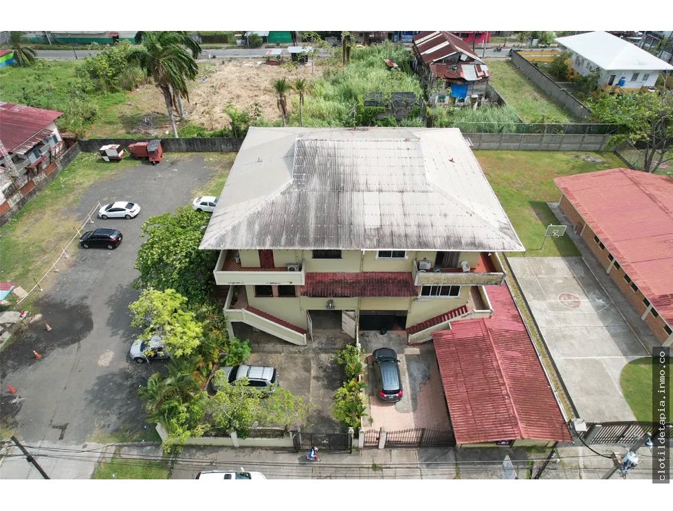 Se vende dúplex en barrio norte, colón