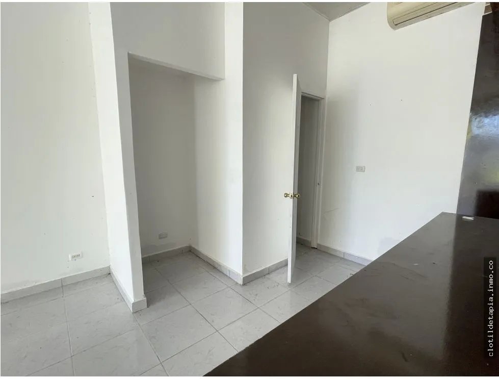 Se vende local comercial en town center, playa blanca