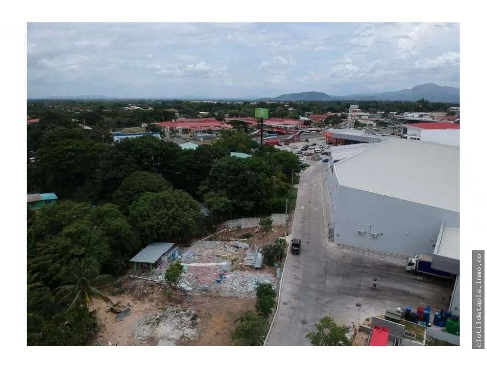 Se vende terreno comercial en penonomé, coclé