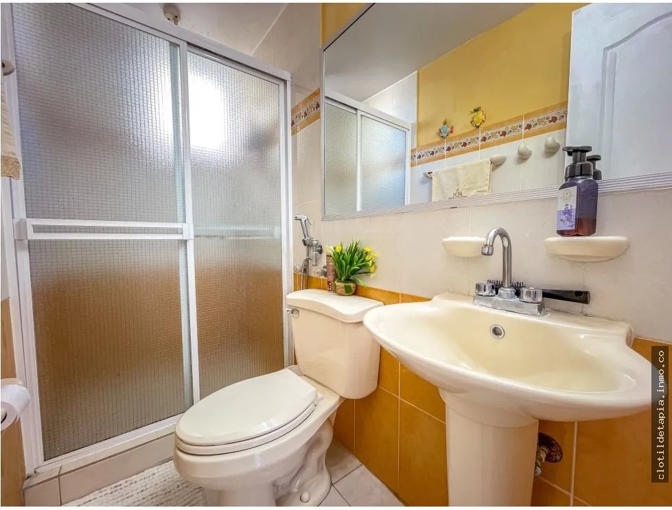 Se vende apartamento en ph mcgregor hill, condado del rey