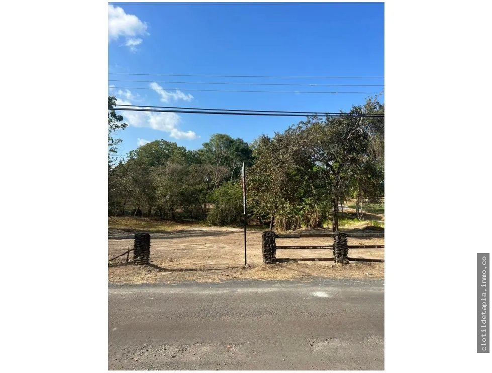 Se vende lote dentro del club de golf de coronado