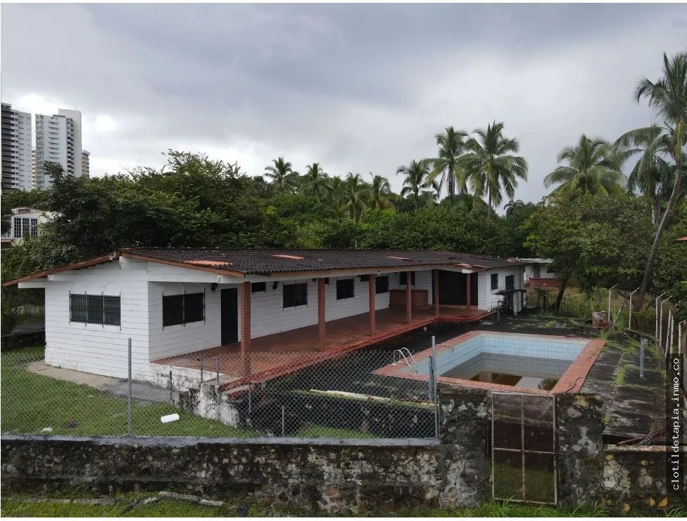 Se vende terreno frente al mar en nueva gorgona, chame