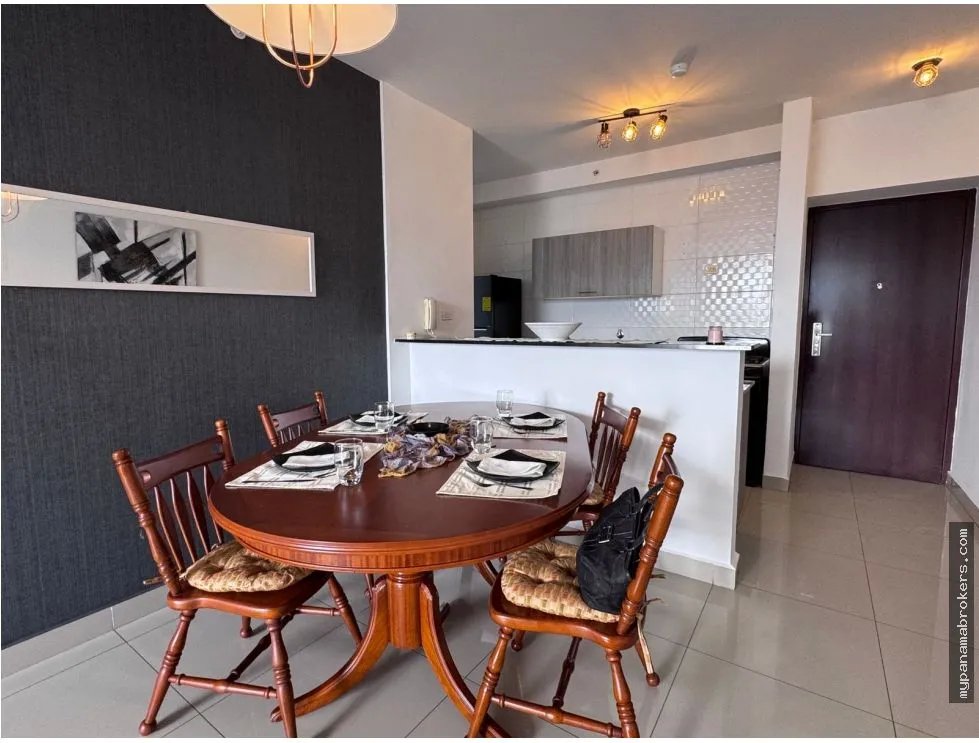 Venta de apartamento totalmente amoblado en parque lefevre