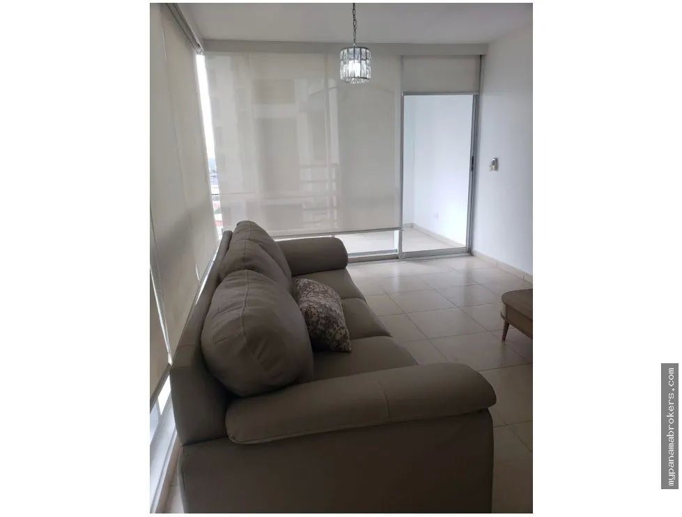 Venta de apartamento amoblado en costa del este