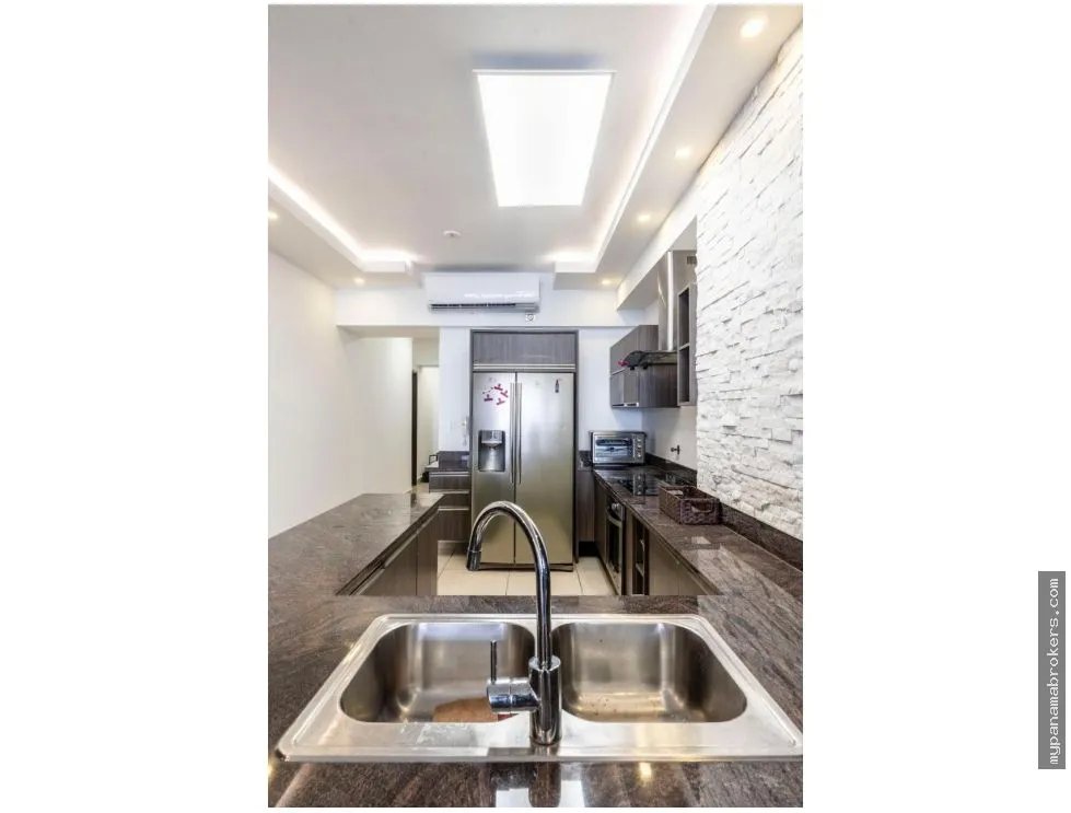 Alquiler o venta de apartamento amoblado en ph rivage tower