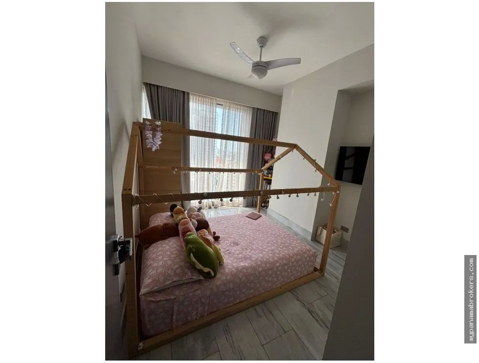 Alquiler de apartamento con linea blanca en ph nouvo, av. balboa