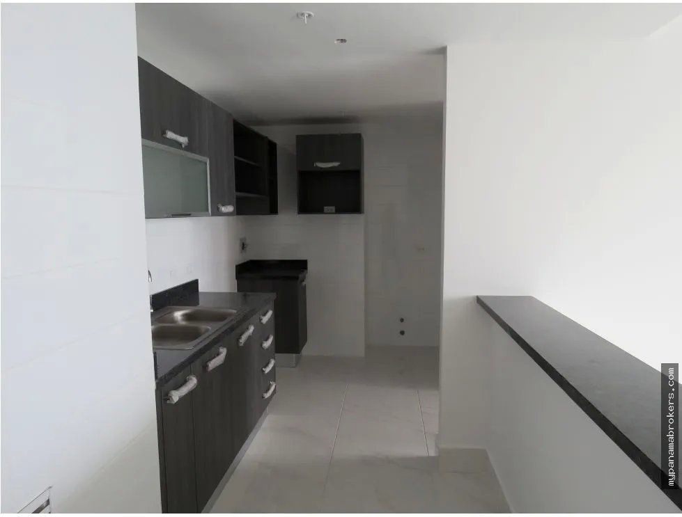 Venta de apartamento en pacific park, betania