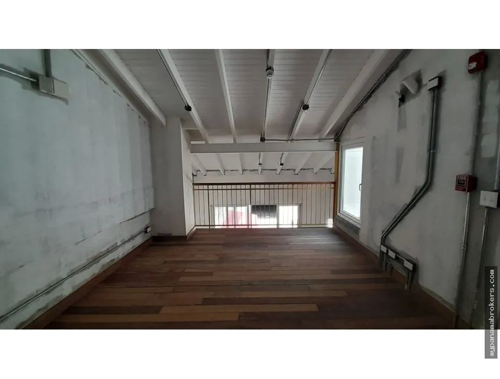 Alquiler de local comercial en callejón de soná, casco antiguo