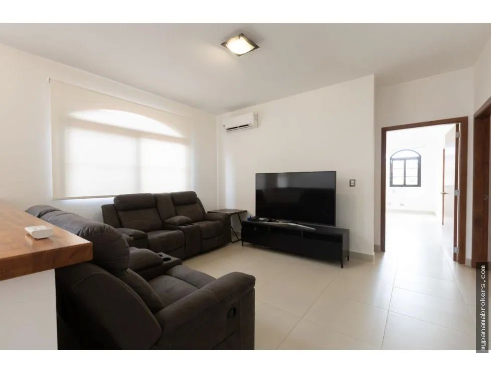 Venta de casa amoblada en residencial el doral, costa sur, panamá