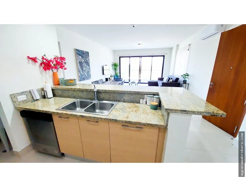 Venta de apartamento amoblado en residencial altamar, san carlos