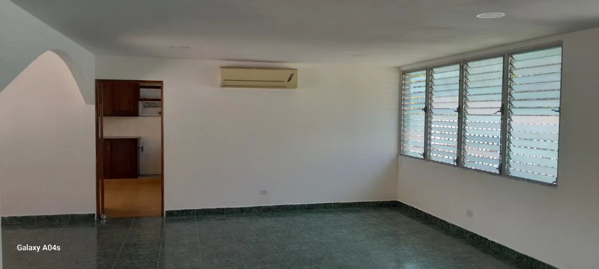Venta de casa grande en las cumbres