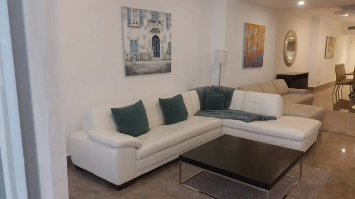 Alquiler de apartamento en Avenida Balboa