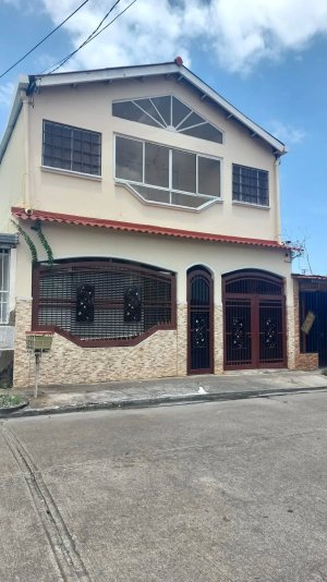 143020 - Rio abajo - houses - ph 4 islas