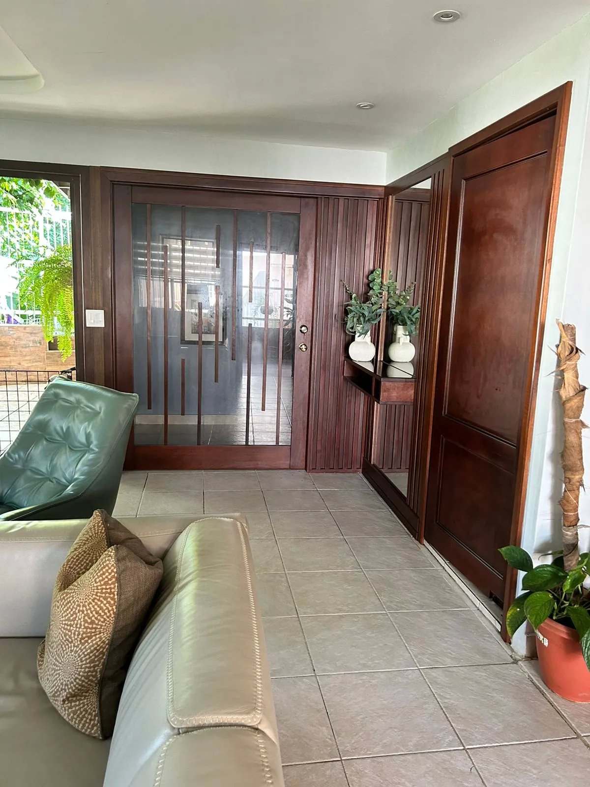 Venta de Galera Comercial ubicada en Santa Ana, Calle Estudiante, Ancón.
