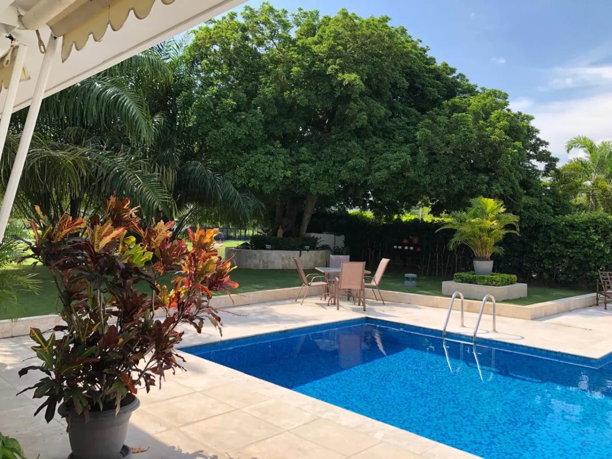 Alquiler de Apartamento Amoblado en Embassy Village