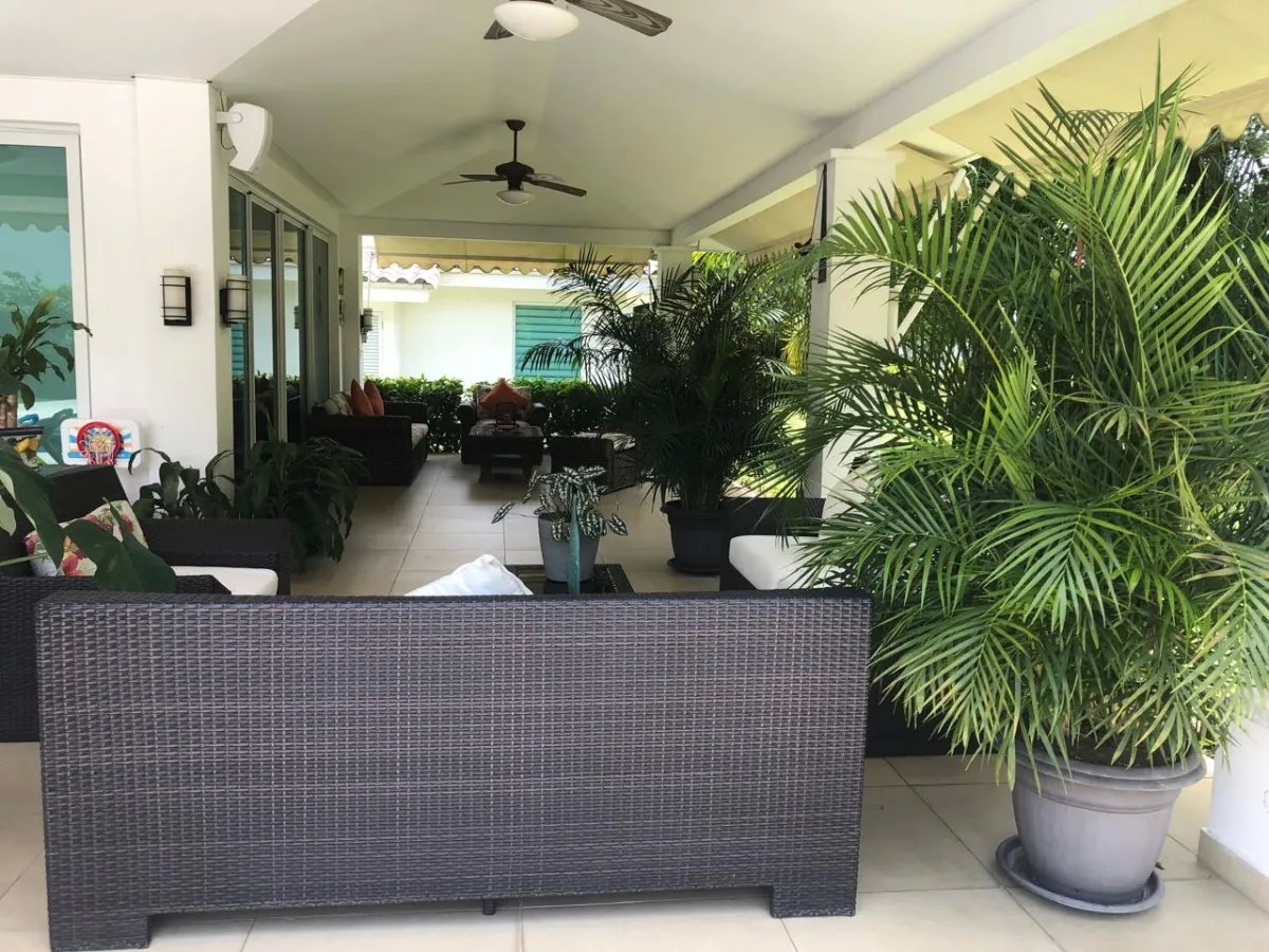 Alquiler de Apartamento Amoblado en Embassy Village