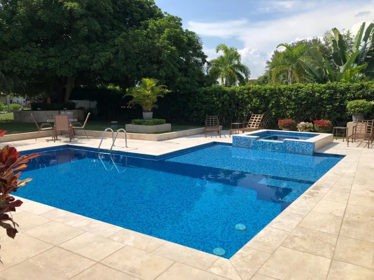 Alquiler de Apartamento Amoblado en Embassy Village