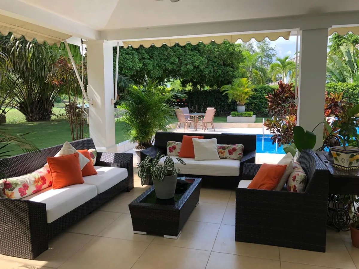 Alquiler de Apartamento Amoblado en Embassy Village