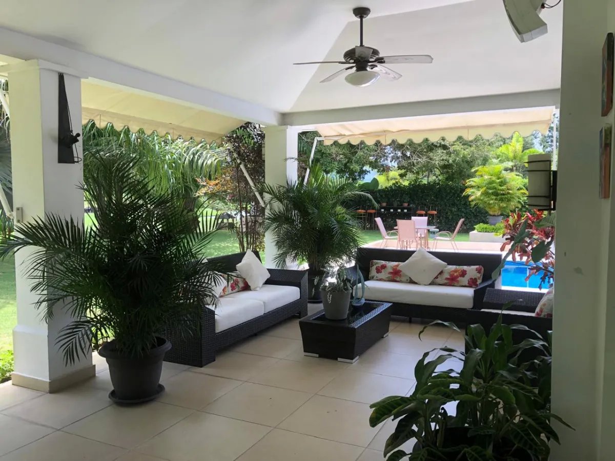 Alquiler de Apartamento Amoblado en Embassy Village