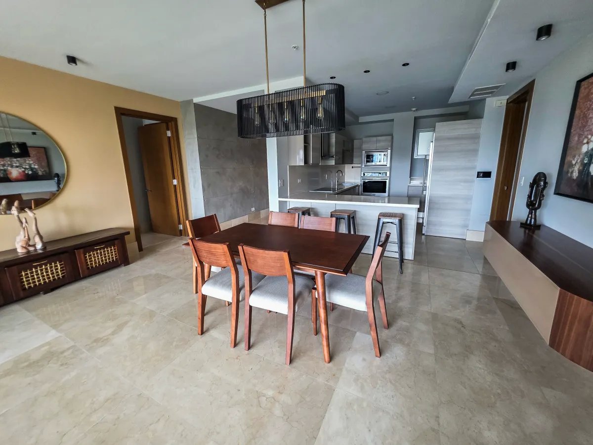Se Alquila Hermoso Apartamento en Santa María