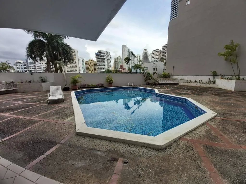 Venta de apartamento en PH Vizcaya, Punta Paitilla