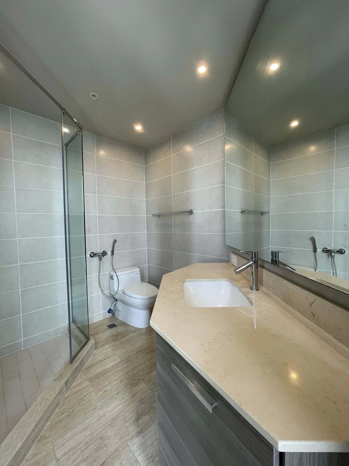 VENTA DE APARTAMENTO AMOBLADO EN PH THE REGENT ,COSTA DEL ESTE