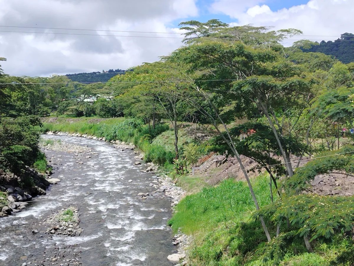 Lote Comercial en Boquete Chiriqui Panamá | $7,000,000 |