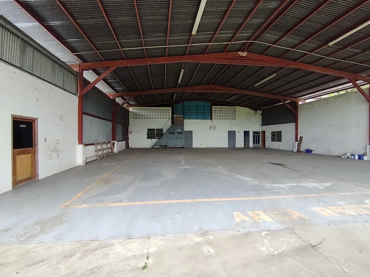 Galera en Venta en Panamá | David, Chiriquí Propiedad Industrial de 1 Hectárea