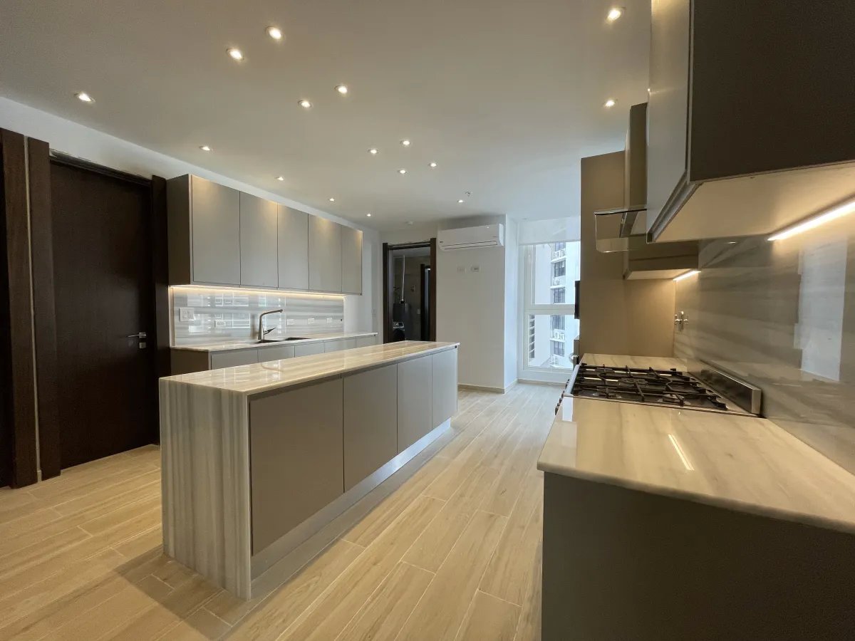 ALQUILER DE APARTAMENTO LINEA BLANCA ,PH THE TOWERS, PUNTA PAITILLA