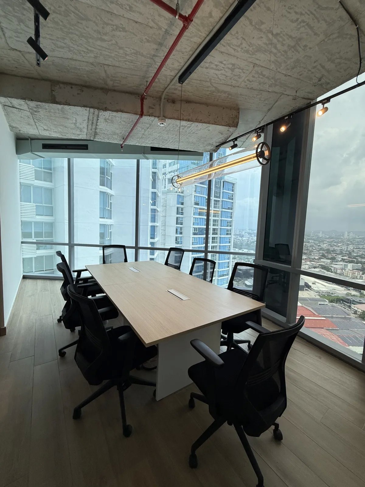 Oficina Amoblada de 122m² en Financial Park, Costa del Este  Corporativa Premium