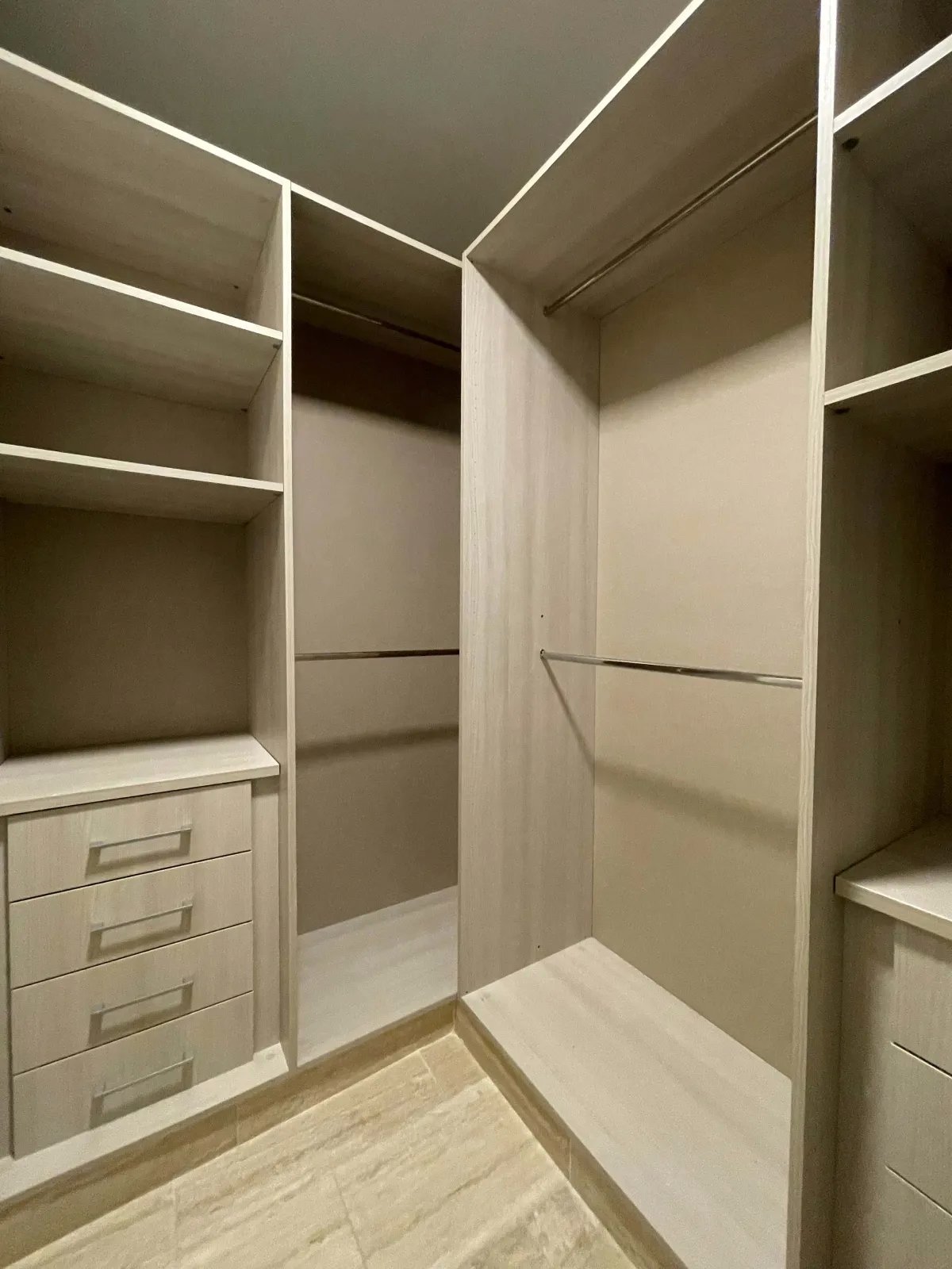 Espectacular Apartamento de 202m² Amoblado en PH The Regent, Costa del Este