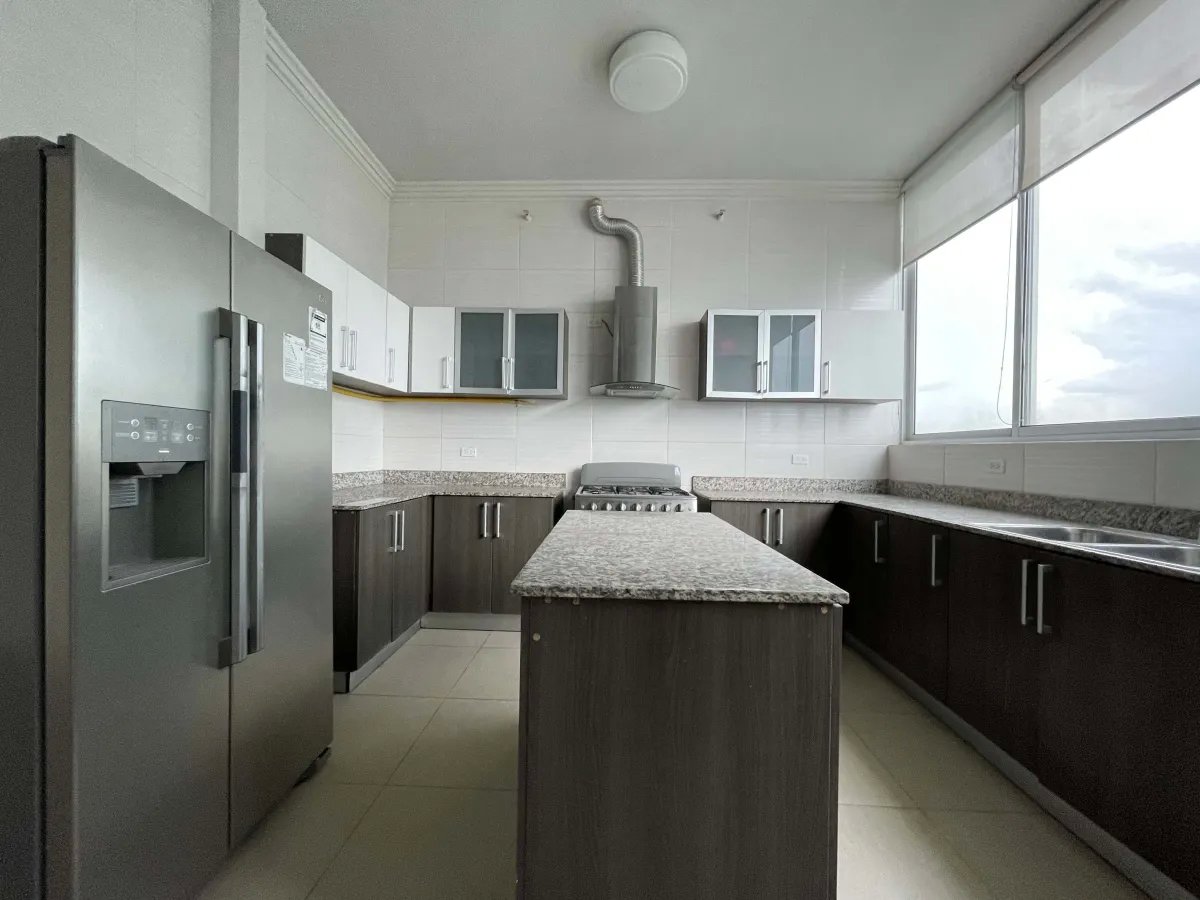 Espectacular Apartamento de 250m² en PH Country Club, Costa del Este  Con Línea Blanca