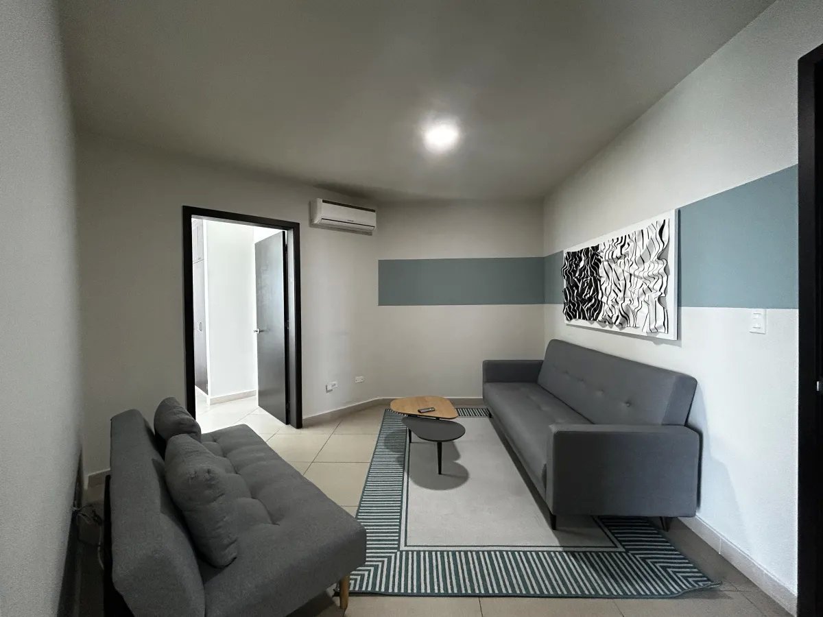Alquiler de Apartamento Amoblado de 205m² en PH Country Club, Costa de...